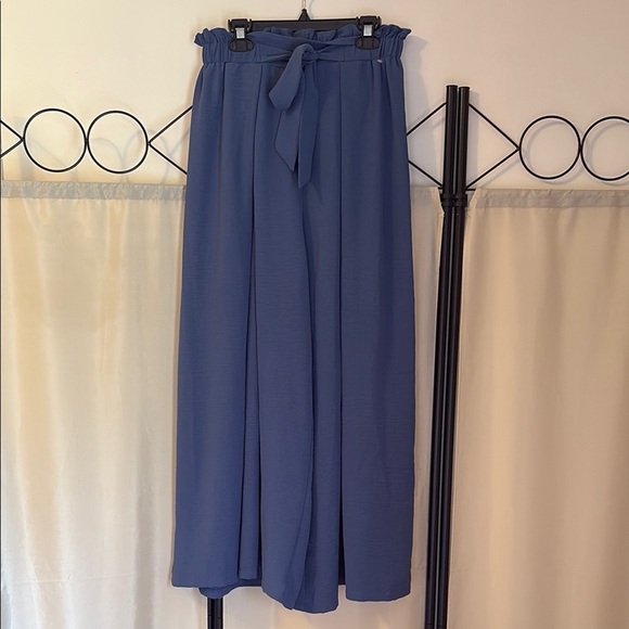 Simplee Blue Wide Leg Pants with High Waist - Picture 1 of 5